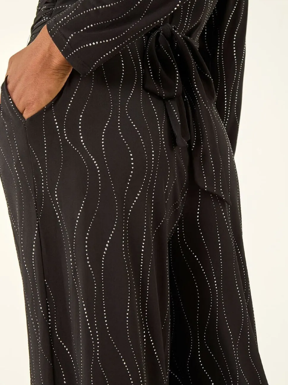 Roman Combinaison extensible à jambe large avec ornements