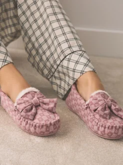 Rose - Chaussons mocassins à carreaux cœur