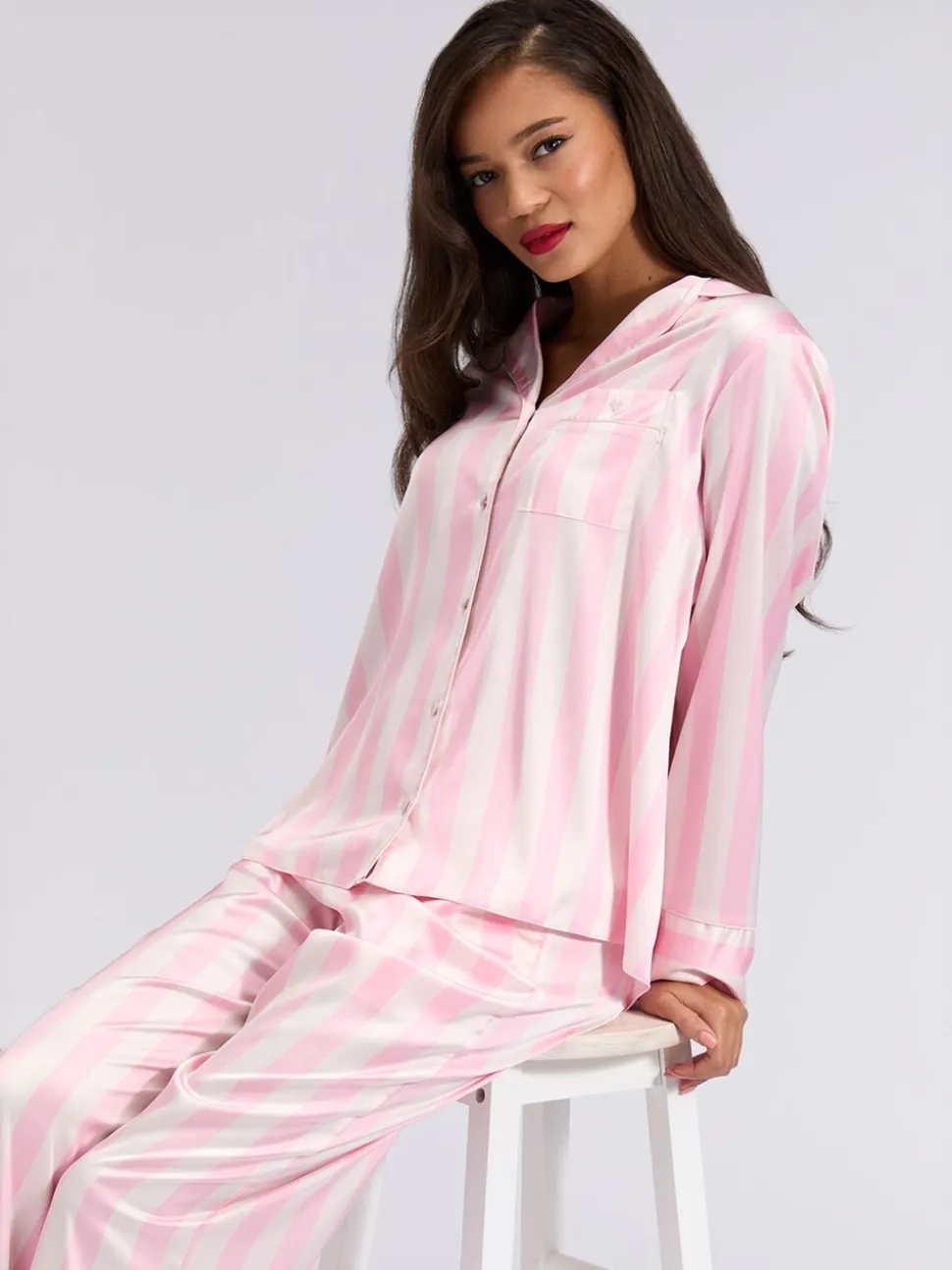 Rose - Ensemble Boux Avenue oversize en satin Revere & Pyjama