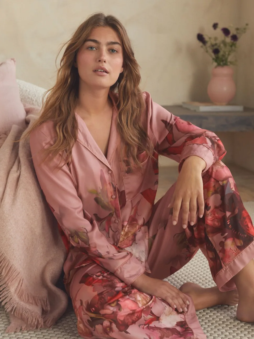 Rose - Pyjama boutonné B by Ted Baker en satin