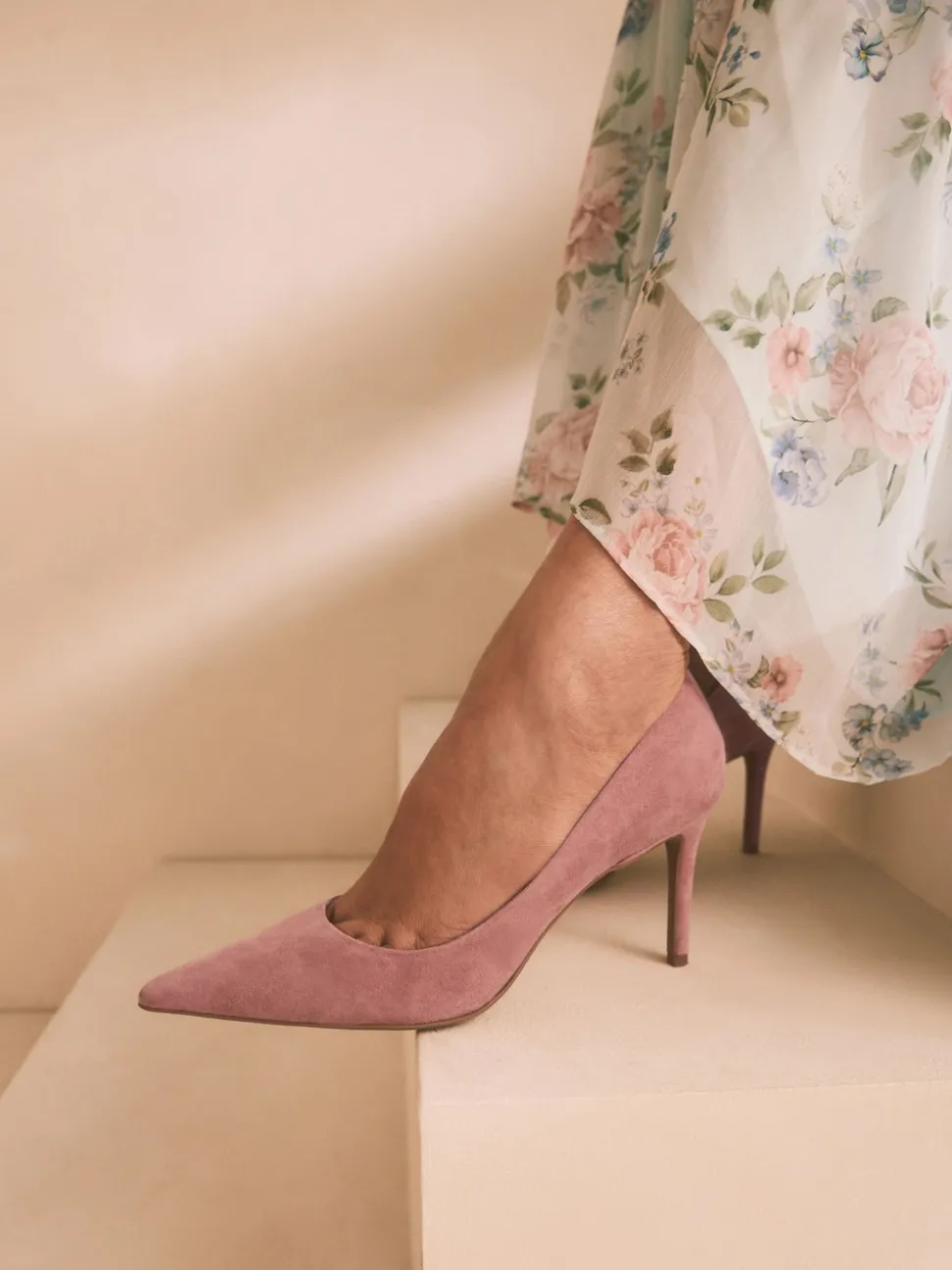 Rose en daim rose - Chaussures de milieu de terrain en cuir