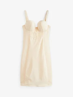 Rose Nude - Combinaison gainante en dentelle à bonnets