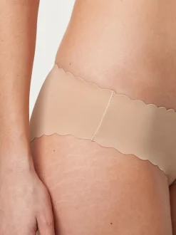 Rose Nude - Slip invisible à bord festonné