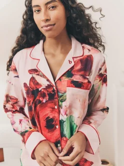 Rose Rouge Fleuri  - Pyjama boutonné B by Ted Baker en satin