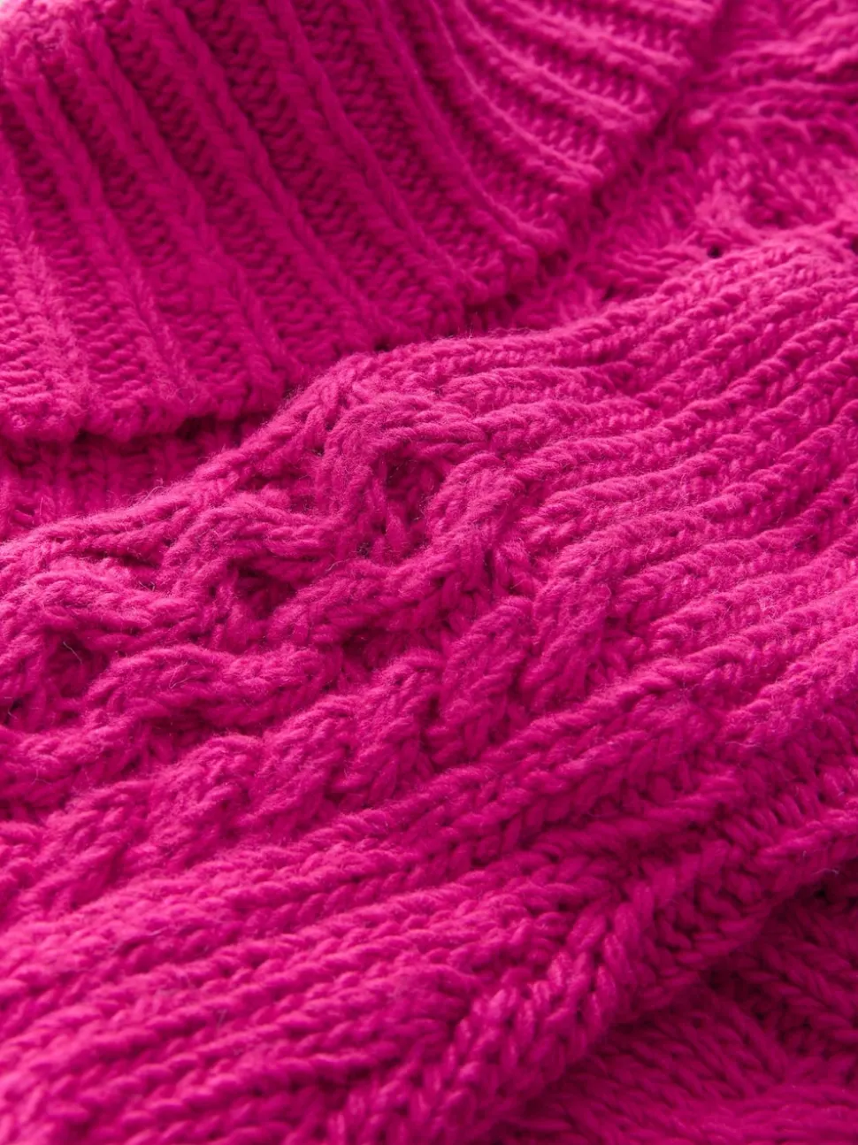Rose vif - Pull long torsadé à col roulé en laine