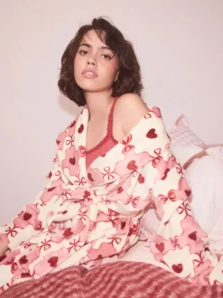 Rose/rouge motif cœurs - Peignoir ultra-doux