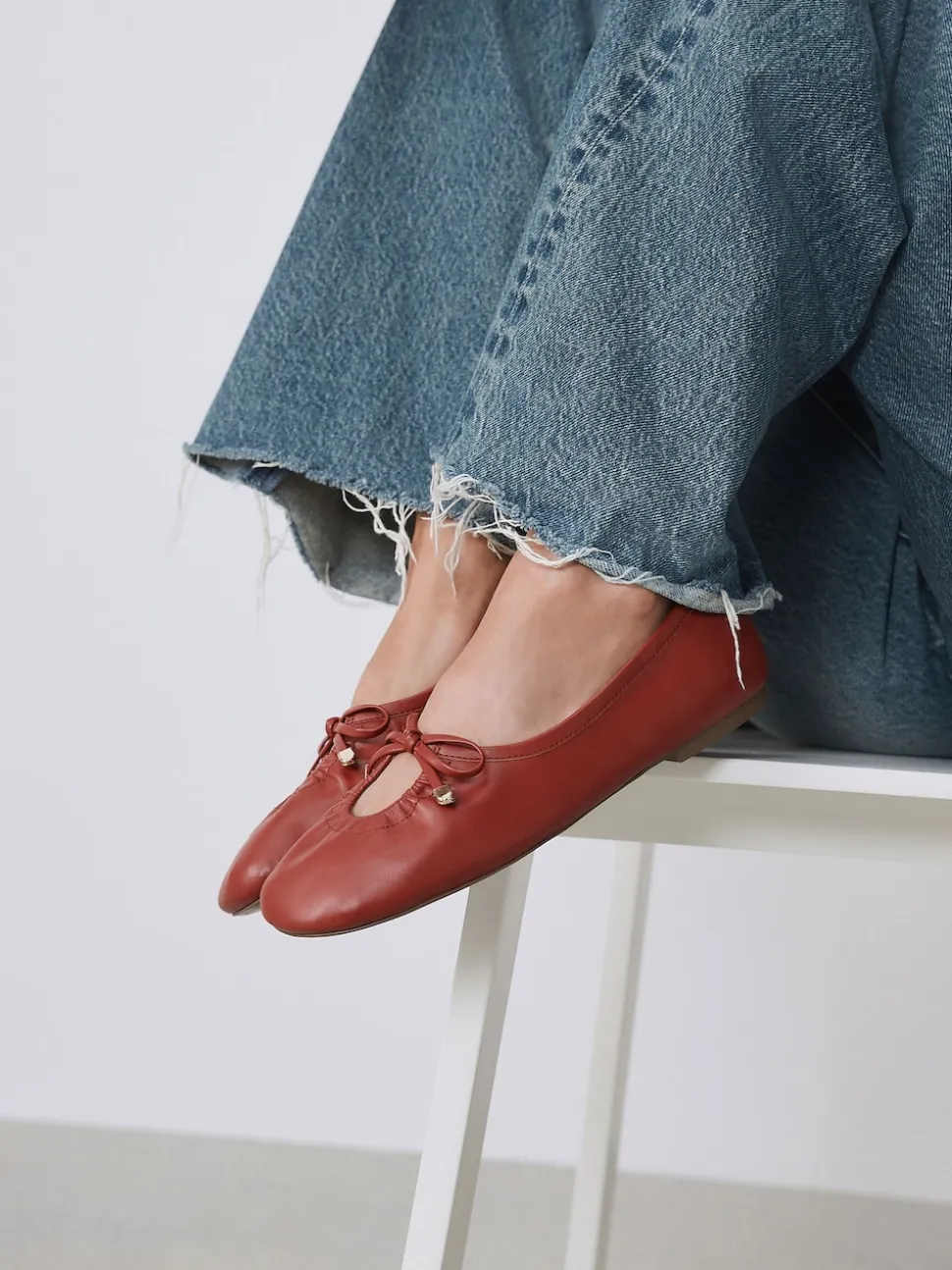 Rouge - Chaussures plates Forever Comfort® à bout rond Cravate