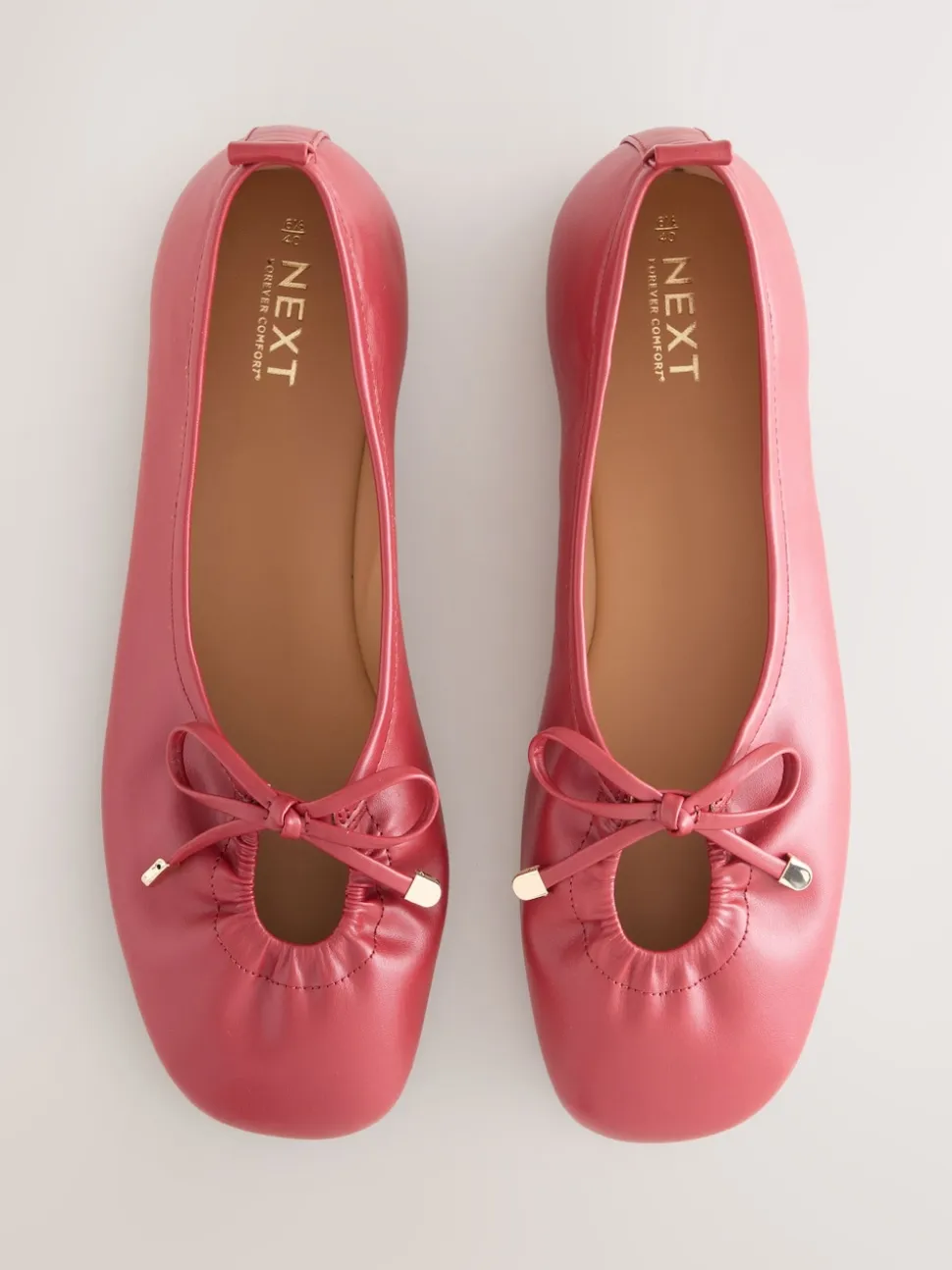 Rouge - Chaussures plates Forever Comfort® à bout rond Cravate
