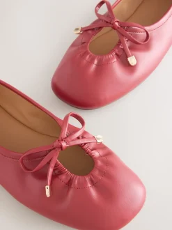 Rouge - Chaussures plates Forever Comfort® à bout rond Cravate
