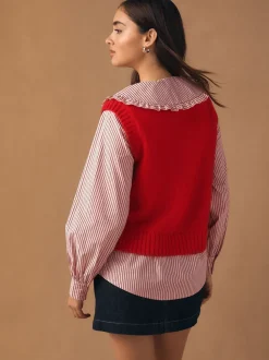 Rouge à fines rayures - Débardeur en maille à col volanté