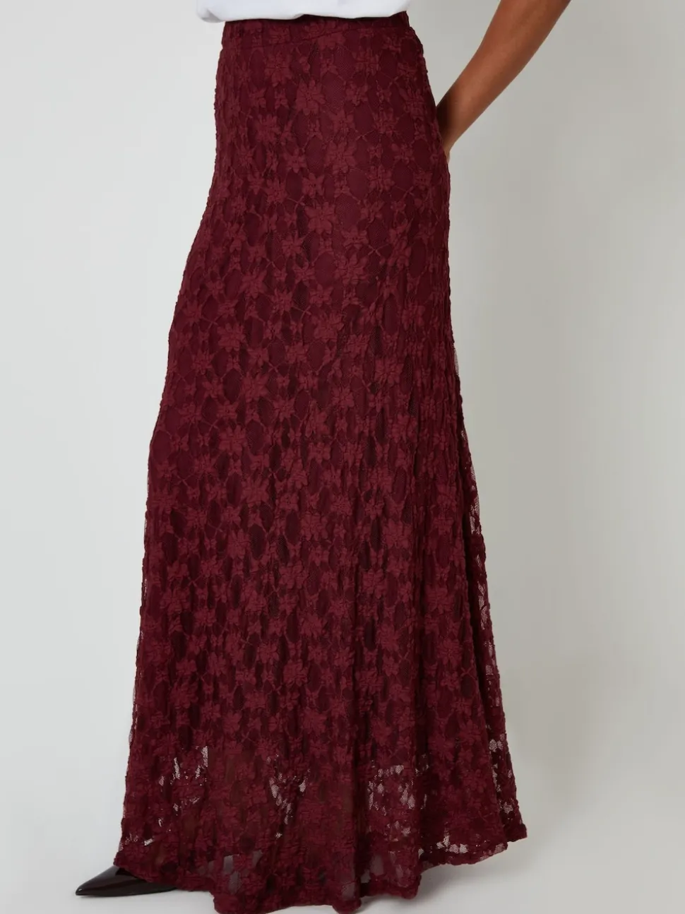 Rouge - Jupe longue Threadbare Maxi en dentelle