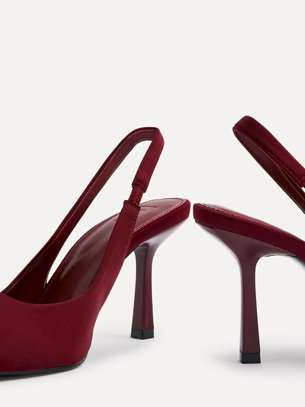 Rouge - Linzi talons de cour à bride arrière Dash