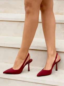 Rouge - Linzi talons de cour à bride arrière Dash