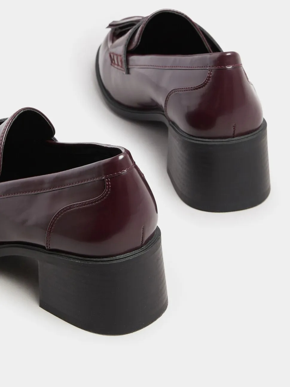 Rouge - Mocassins à talons Yours Curve coupe extra large