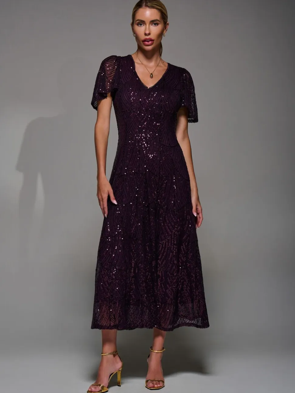 Rouge - Robe Midaxi Jolie Moi à manches ange à Sequins