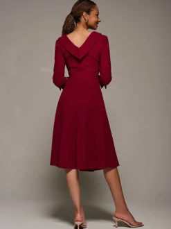 Rouge - Robe mi-longue Jolie Moi coupe évasée et évasée à col roulé