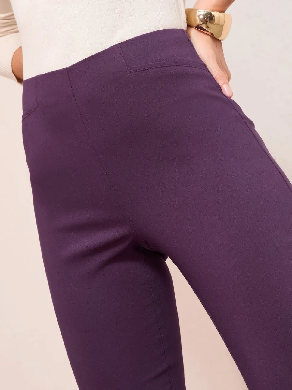 Rouge baie - Pantalon slim Friends Like These Sculpting extensible