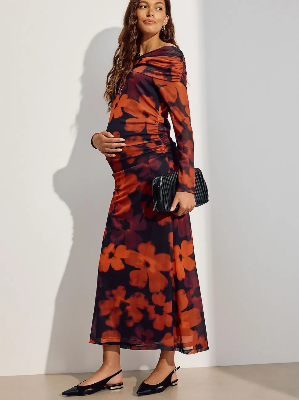 Rouge bordeaux à fleurs - Robe Bardot en maille de grossesse