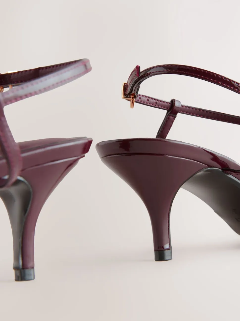 Rouge bordeaux - Forever Comfort® Kitten heel à lanières multiples et boucles