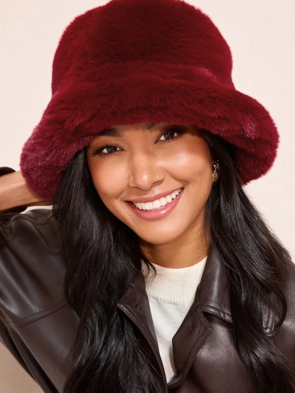 Rouge bordeaux - Friends Like These Chapeau en fausse fourrure