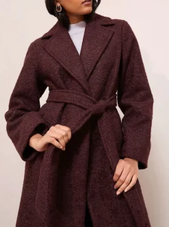 Rouge bordeaux - Manteau mi-long texturé Friends Like These ceinturé bouclé