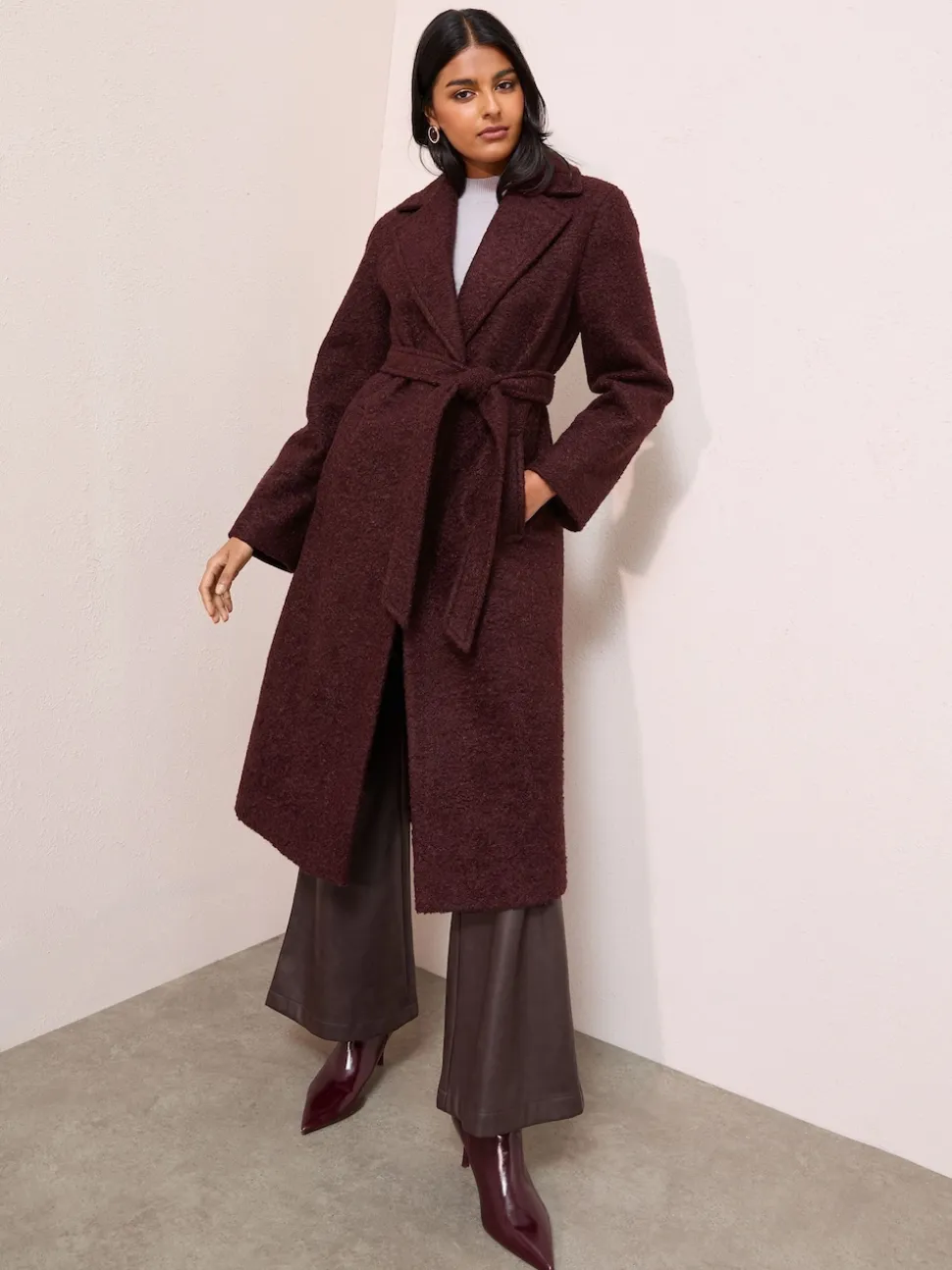 Rouge bordeaux - Manteau mi-long texturé Friends Like These ceinturé bouclé