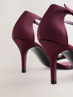 Rouge bordeaux - Mini sandales Forever Comfort® en satin à talons avec nœud