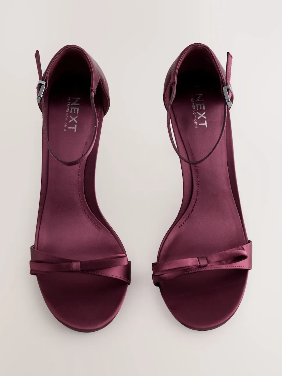 Rouge bordeaux - Mini sandales Forever Comfort® en satin à talons avec nœud