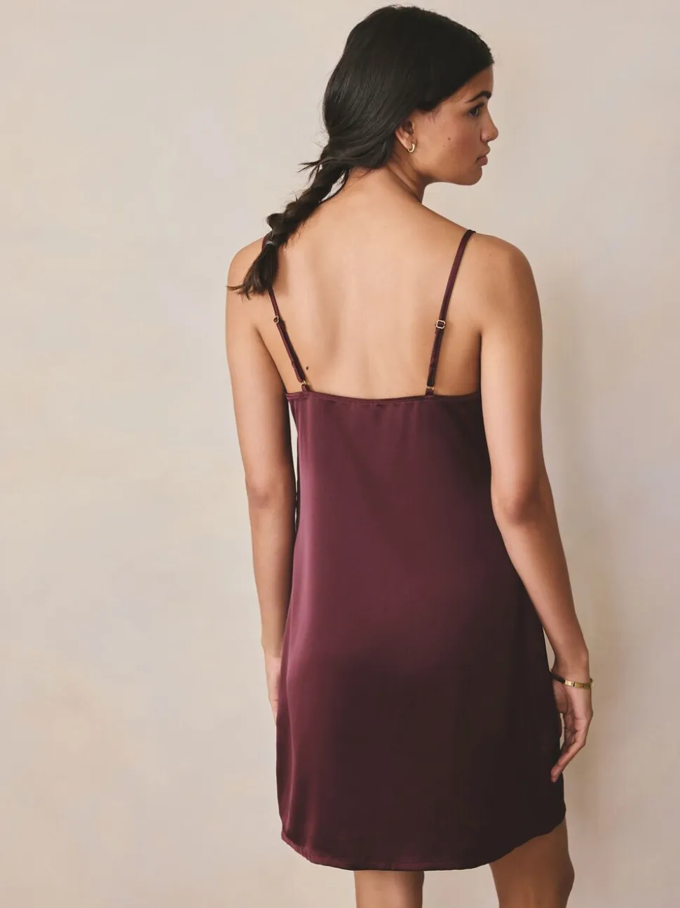 Rouge bordeaux - Nuisette en satin avec détail en dentelle