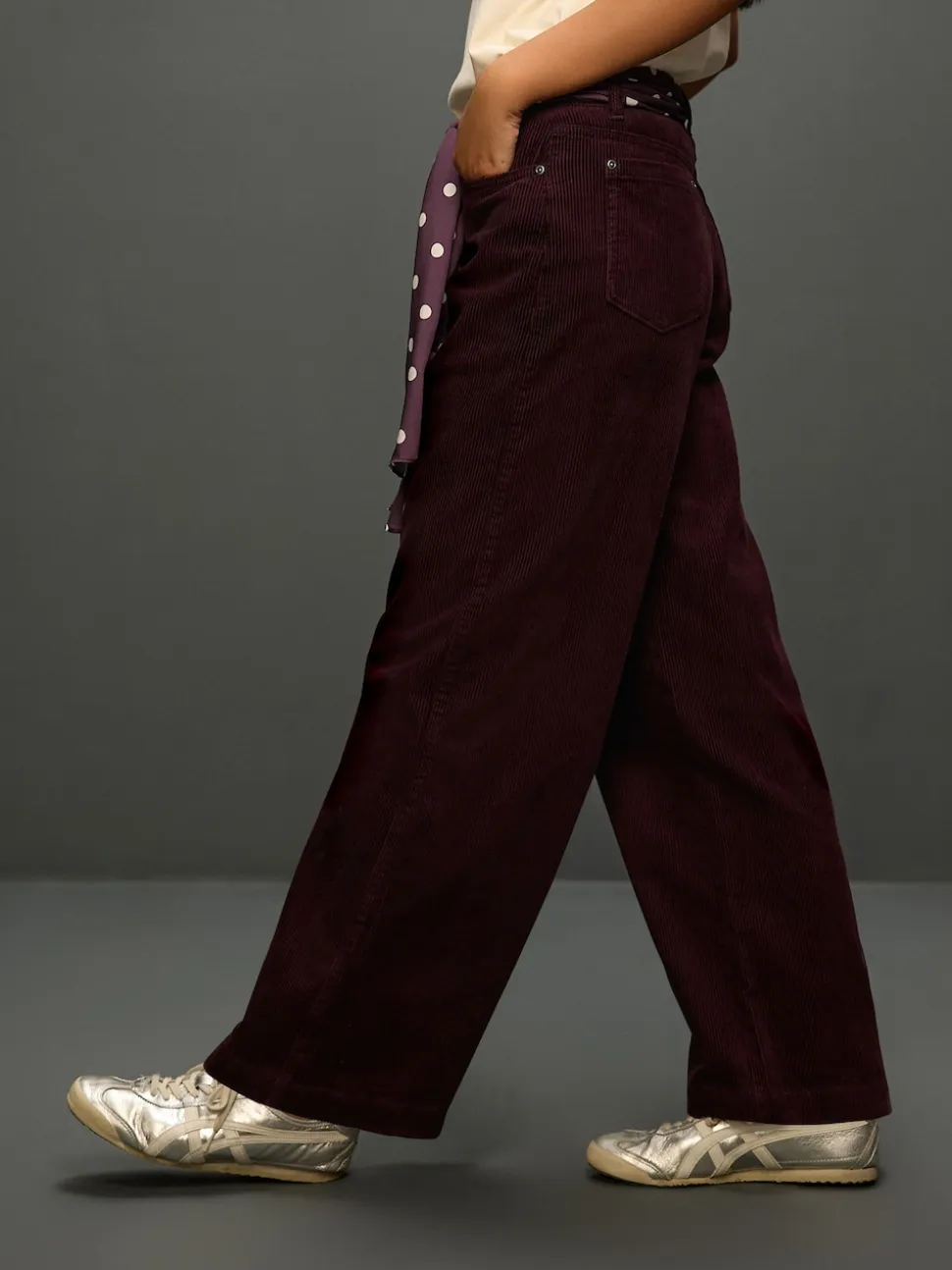 Rouge bordeaux - Pantalons en velours côtelé à jambe large avec écharpe