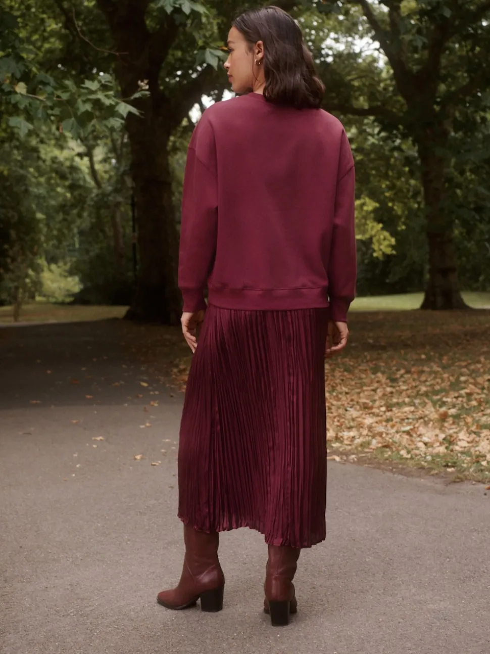 Rouge bordeaux - Sweat-shirt 2en1 avec jupe mi-longue en satin