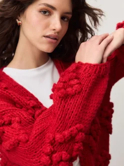 Rouge cerise - Cardigan à détail cœur cousu à la main