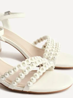 Sandales à talons Linzi Perla avec lanières de perles