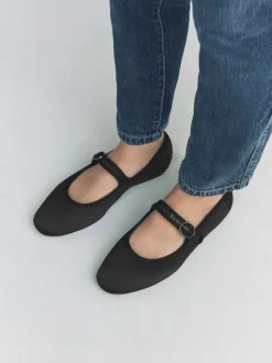 Satin noir - Chaussures Mary Jane à boucle à bout rond Forever Comfort