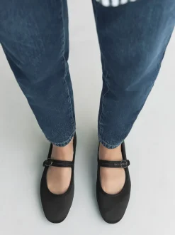Satin noir - Chaussures Mary Jane à boucle à bout rond Forever Comfort