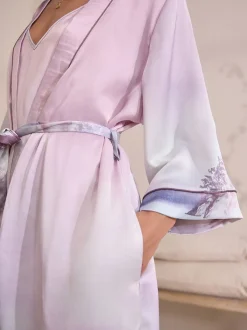 Scène rose - Peignoir léger