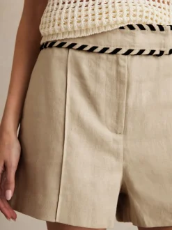 Short Reiss Fawn Lin Whipstitch Short