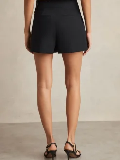 Short Reiss Immie coupe ajustée à détail clouté