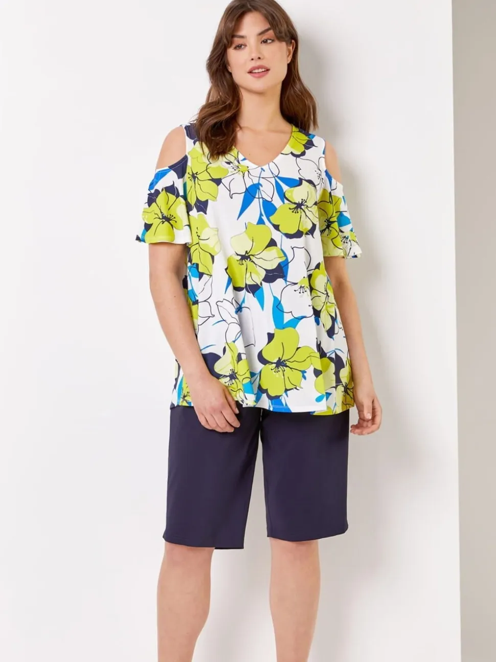 Short Roman stretch longueur genoux