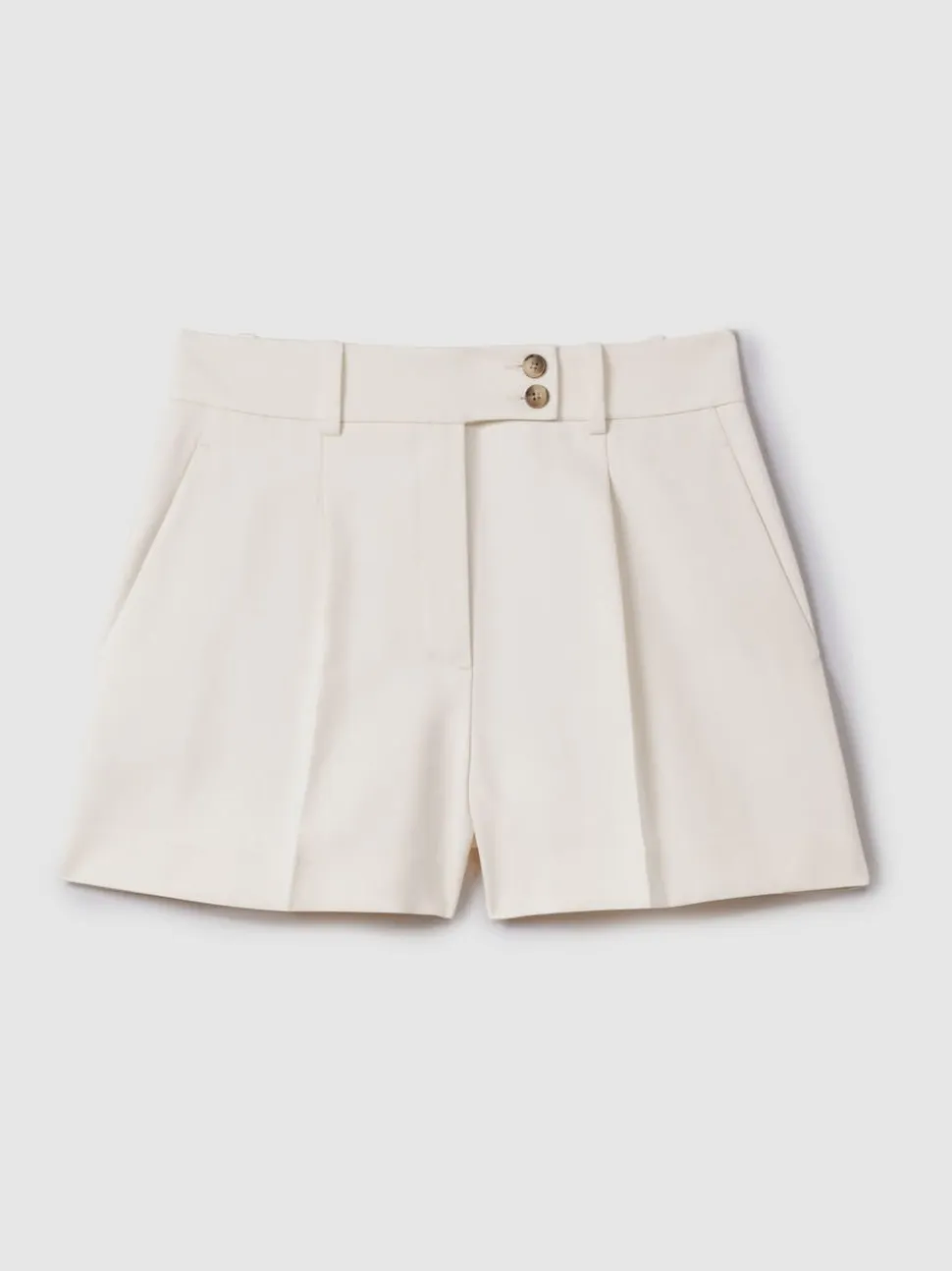 Shorts ajustés plissés sur le devant Reiss Millie
