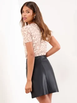 Similicuir noir - Minijupe Lipsy