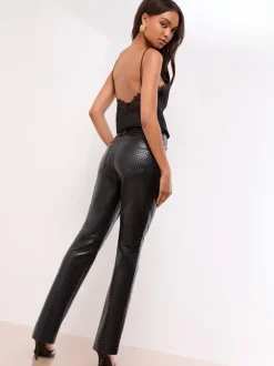 Similicuir noir tissé - Pantalons Lipsy Coupe droite
