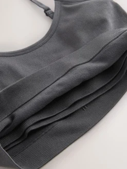 soi-même. Brassière sans coutures