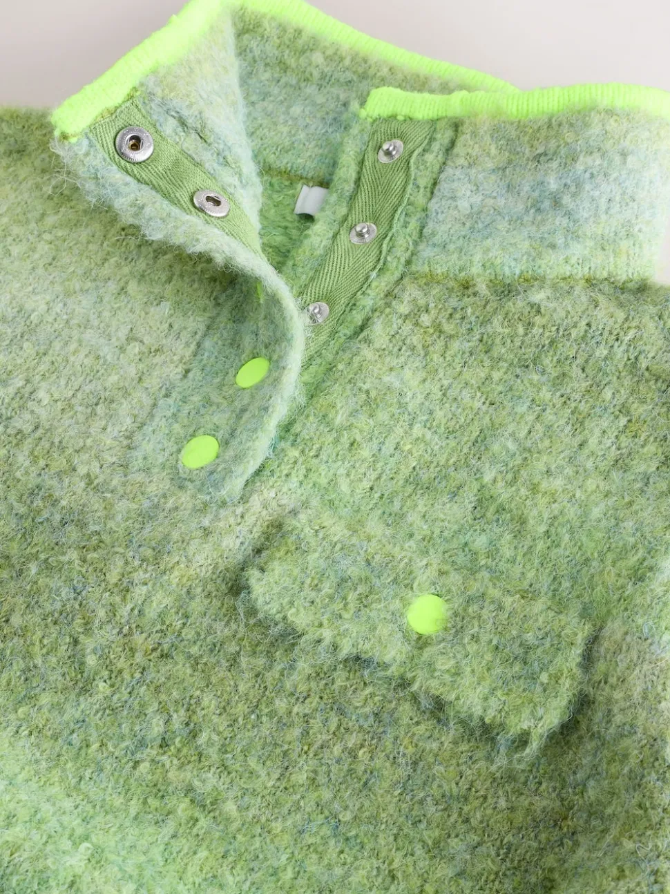 Spacedye vert - Pull à poche bouclée à col droit