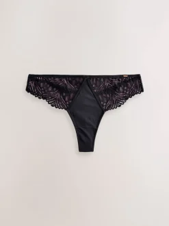 String Lipsy en dentelle géométrique
