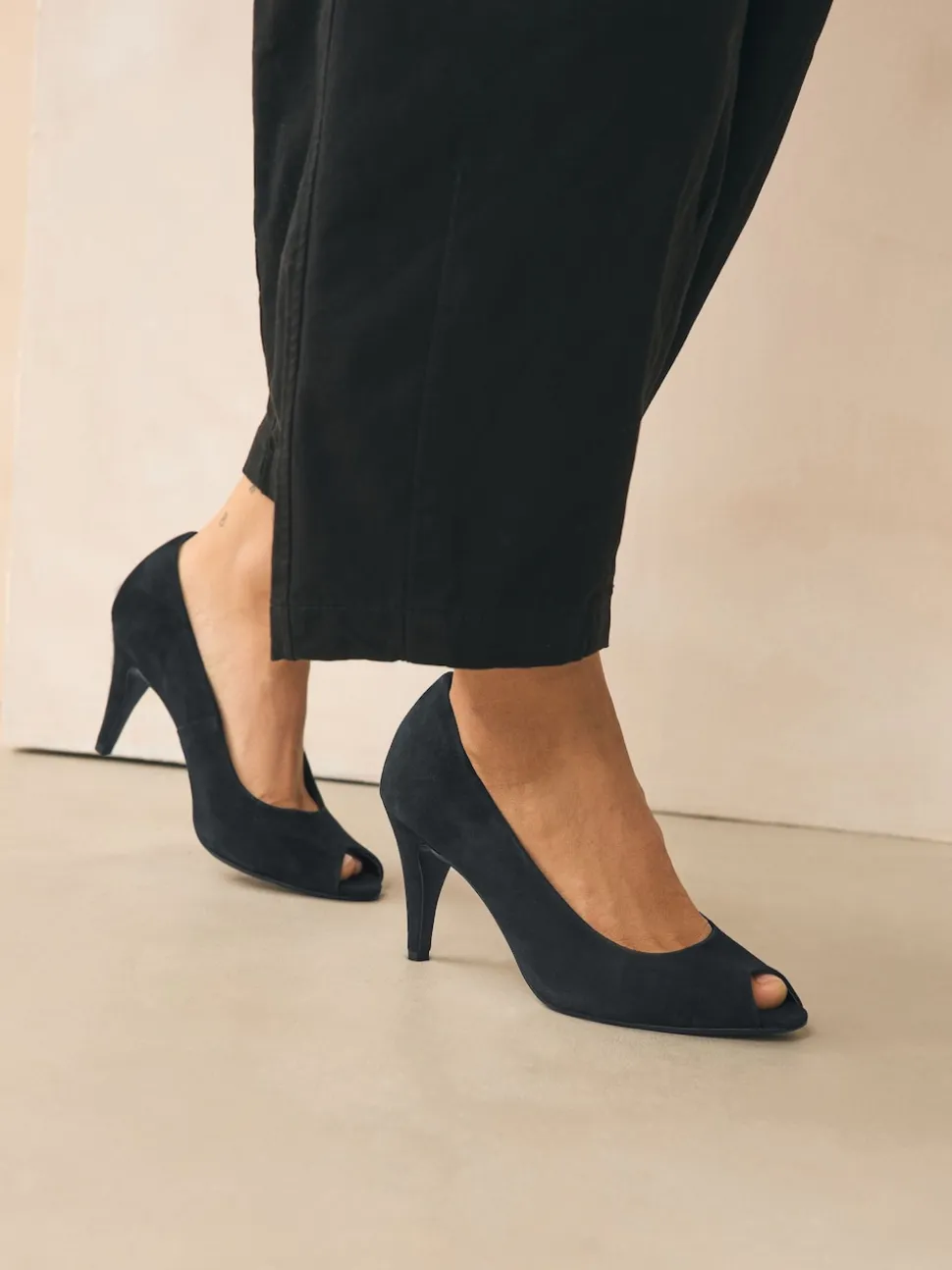 Suede noire - Chaussures à talons Bout ouvert en cuir haut de gamme