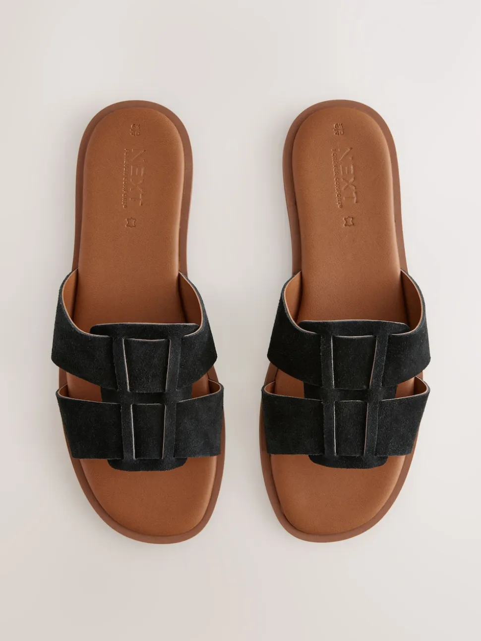 Suede noire - Sandales mules à fente
