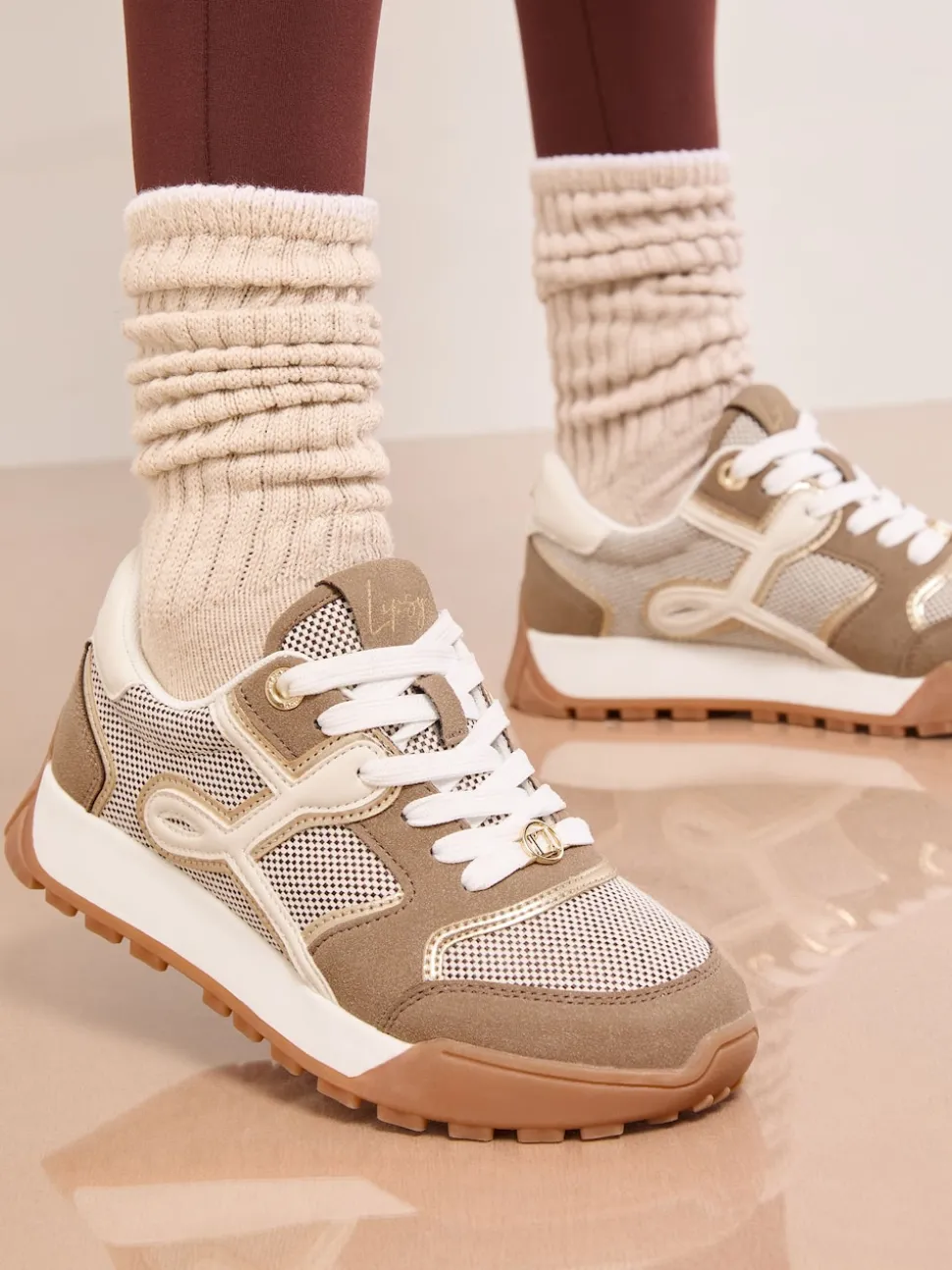 Taupe (Taupe) - Baskets de sport Lipsy À lacets Chunky Tapis de couloir