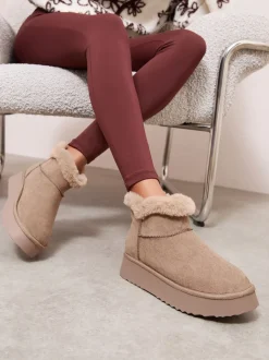 Taupe (Taupe) - Friends Like These bottines douillettes en faux suède à bords de borg