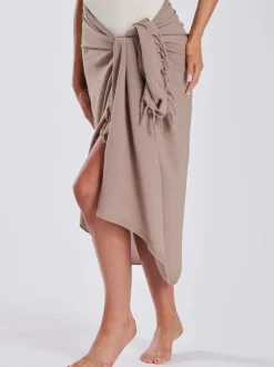 Taupe (Taupe) - South Beach Dissimuler le sarong froissé à franges en viscose